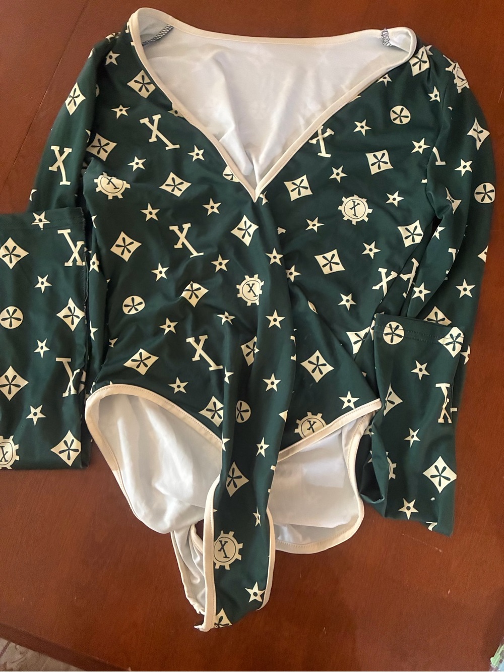 SHEIN Forest Green Long Sleeve Bodysuit with Cream Print